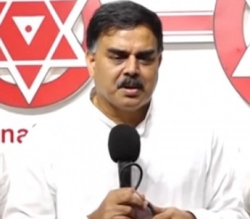 పవన్ కల్యాణ్ దీక్షకు తరలిరావాలి: నాదెండ్ల మనోహర్ పిలుపు