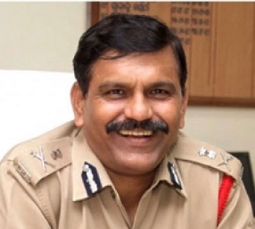 సీబీఐ తాత్కాలిక డైరెక్టర్ గా మళ్లీ మన్నెం నాగేశ్వరరావు