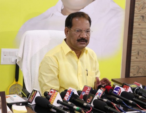 డెల్టా ప్రాంతంలో పర్యటించే అర్హత జగన్ కు లేదు: నక్కా