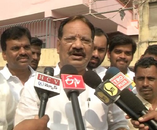 భాజపాతో పొత్తుపై జగన్‌ స్పష్టత ఇవ్వాలి: మంత్రి నక్కా ఆనందబాబు