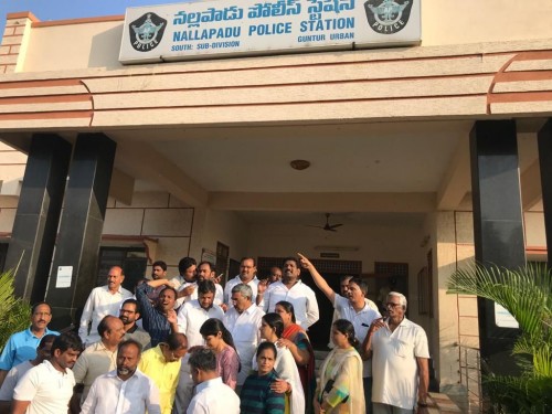 మాజీ మంత్రి హౌస్ అరెస్ట్