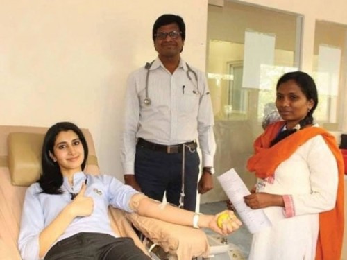 రక్తదానం చేసిన నారా బ్రహ్మణి! 