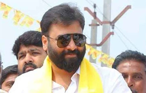 జగన్ వైసీపీని బీజేపీలో కలిపేస్తారు: నారా రోహిత్