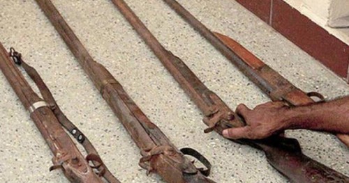 జిల్లాలో నాటు తుపాకుల కలకలం 