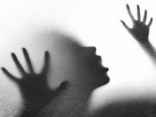 నెల్లూరులో ప్రేమోన్మాది కిరాతకం