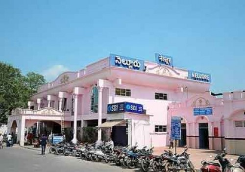 నెల్లూరు 8వ అదనపు కోర్టు సంచలన తీర్పు 