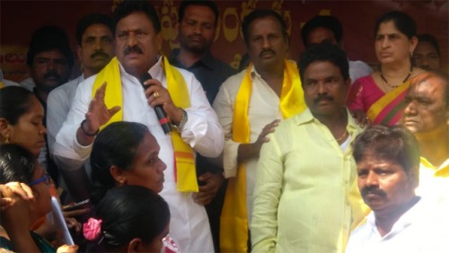మహిళా సభ్యులకు రూ.10వేలు అందించడం గర్వకారణం: చినరాజప్ప