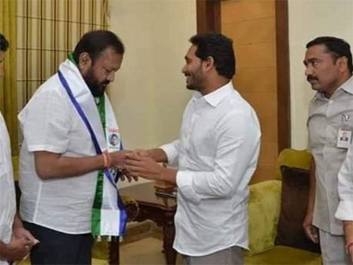 వైసీపీలో చేరిన జూ. ఎన్టీఆర్‌ మామ
