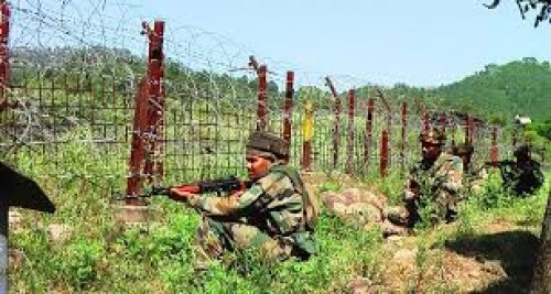  పాక్ సైనికులు కాల్పులు