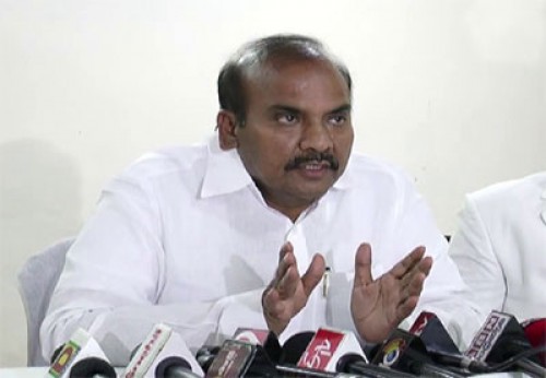 కేంద్రాన్ని జగన్ ఎందుకు ప్రశ్నించడం లేదు: మంత్రి ప్రత్తిపాటి