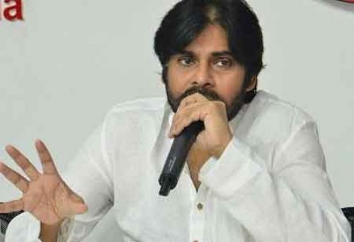 రైతులకు ప్రభుత్వం రూ. 2016 కోట్లు బాకీ పడింది: పవన్ కళ్యాణ్