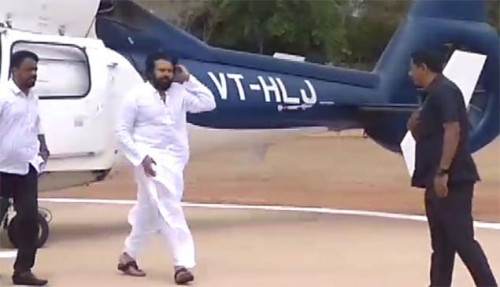 భీమవరం చేరుకున్న పవన్ కల్యాణ్