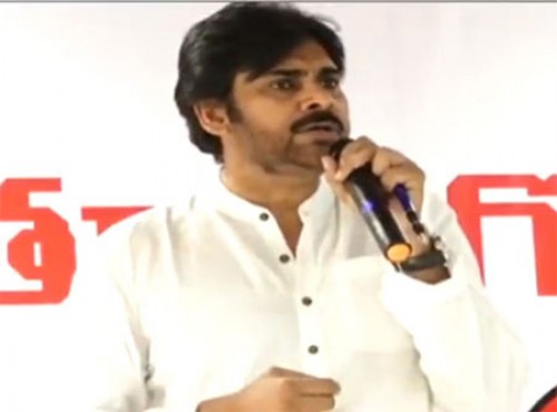 ప్రజల కన్నీళ్లు తుడవటానికి రాజకీయాల్లోకి వచ్చా : పవన్ కల్యాణ్