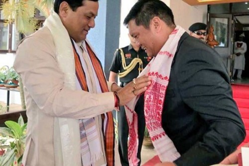 అరుణాచల్‌ ప్రదేశ్‌ సిఎంగా ప్రమాణ స్వీకారం చేసిన పేమాఖండూ