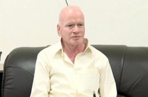 అధికారులపై మంత్రి పిల్లి సుభాష్ అసహనం