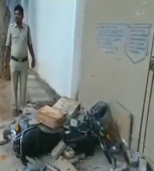 నందికొట్కూరు సబ్ జైలులో పాత నేరస్థుడి వీరంగం