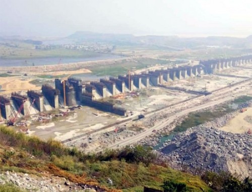 పోలవరం ప్రాజెక్టుకు నిధుల విడుదలకు కేంద్రం గ్రీన్ సిగ్నల్