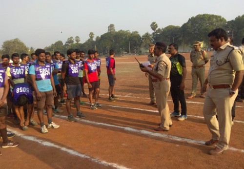 కానిస్టేబుల్ అభ్యర్థులకు శరీరధారుడ్య పరీక్షలు