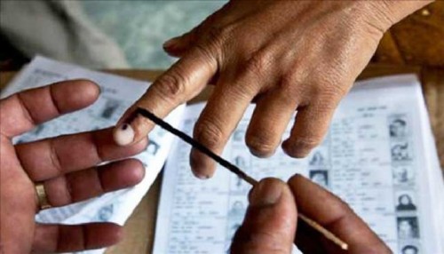  అందరి దృష్టి రేపు  జరిగే పోలింగ్‌పైనే