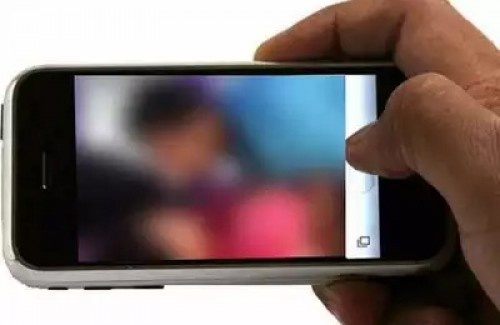 పోర్న్ ప్రియులకు షాక్ ఇచ్చిన పోలీసులు