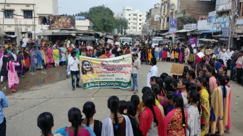 ప్రియాంకరెడ్డి దారుణ హత్యకు నిరసన గా ర్యాలీ 