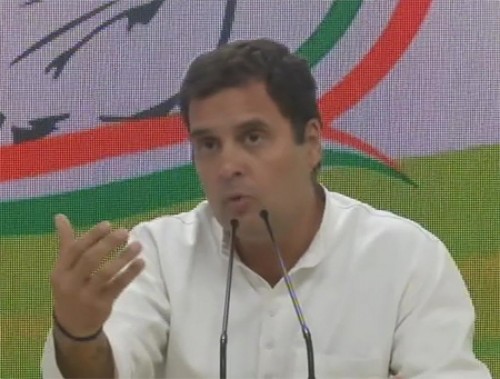 ఎలక్షన్‌ కమిషన్‌ పక్షపాత ధోరణితో వ్యహరించింది : రాహుల్‌ 