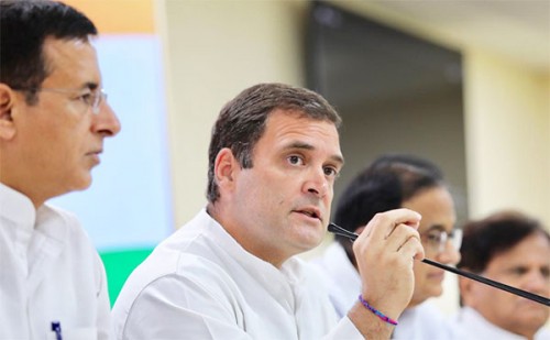 సైన్యాన్ని మోదీ అవమానిస్తున్నారు: రాహుల్‌