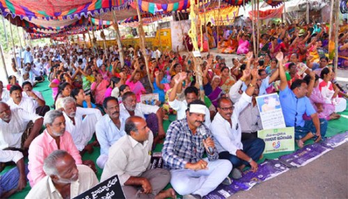 వెలగపూడిలో 84వ రోజు సైతం రిలే దీక్షలు 