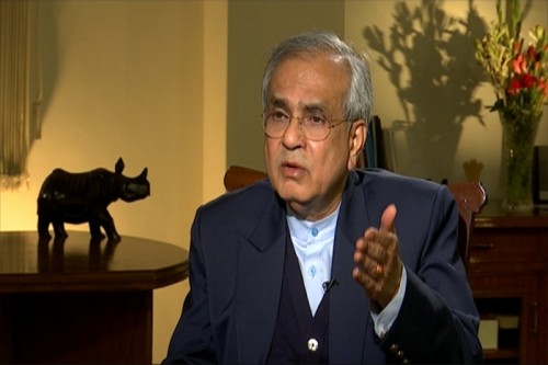 నీతి ఆయోగ్ వైస్ చైర్మ‌న్‌కు ఈసీ నోటీసులు