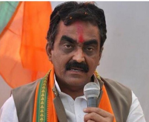 ఎంపి బిజెపి అధ్యక్షుడి రాజీనామా తిరస్కరించిన అమిత్‌షా 