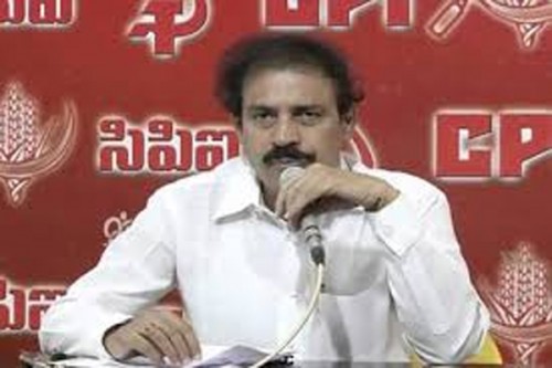 వైసీపీ బ్లాక్ మొయిల్ రాజకీయం చేస్తోందిః సీపీఐ రాష్ట్ర కార్యదర్శి రామకృష్ణ