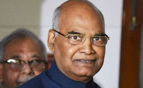 శ్రీహరికోటకు చేరుకున్న రాష్ట్రపతి కోవింద్ దంపతులు