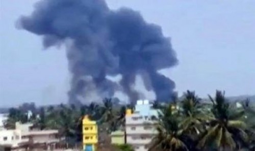 ఏయిర్‌ షో కోసం పైల‌ట్లు రిహార్స‌ల్స్ లో అప‌శ్రుతి