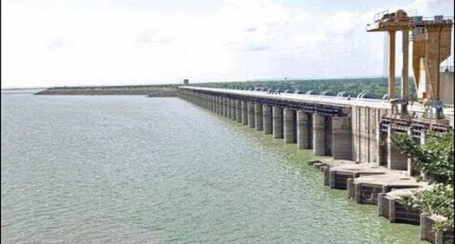 రాయలసీమలో గొంతెండిపోతుంది:ఆశలన్నీ ఆ ప్రాజెక్టుపైనే!

