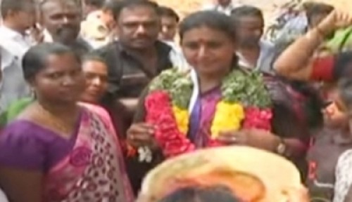 జగన్ ఏపీ సీఎం కావడం ఖాయం: వైసీపీ నేత రోజా