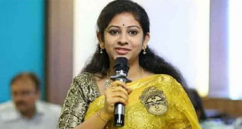 సినిమా హీరోలపై సంచలన వ్యాఖ్యలు చేసిన బీజేపీ నాయకురాలు సాధినేని యామిని