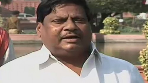 మోడీ ప్రశంస అక్కర్లేదు ప్రత్యేకహోదా కావాలి: చిత్తూరు ఎంపీ