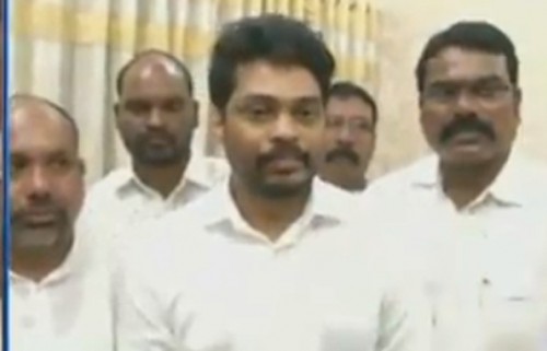 స్వయం ఉపాధి పధకాల పంపిణీ మెగా గ్రౌండింగ్ మేళాలో పాల్గొన్నమంత్రి శ్రవణ్
