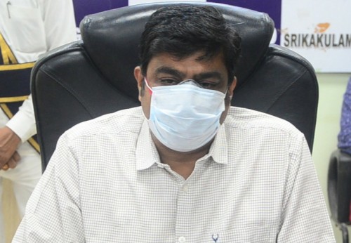 హోమ్ ఐసోలేషన్ కిట్లు అందాల్సిందే - జిల్లా కలెక్టర్