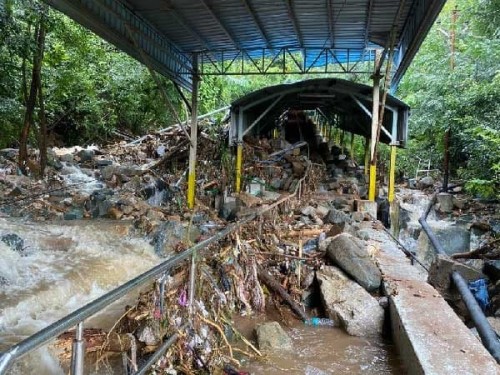  శ్రీవారి మెట్టుమార్గం భారీగా ధ్వంసం