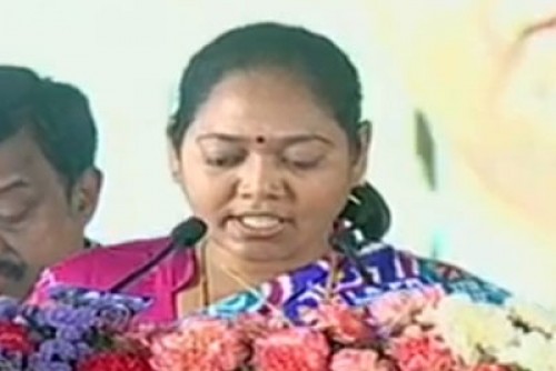 శాంతిభద్రతలకు పెద్దపీట: హోంమంత్రి సుచరిత