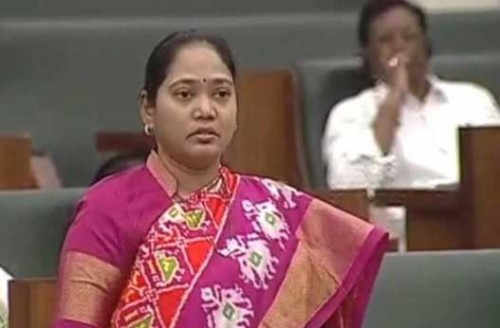 గ్రామ సచివాలయాల్లోనూ మహిళా కానిస్టేబుల్