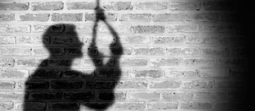 కుటుంబ కలహాలతో యువకుడి ఆత్మహత్య