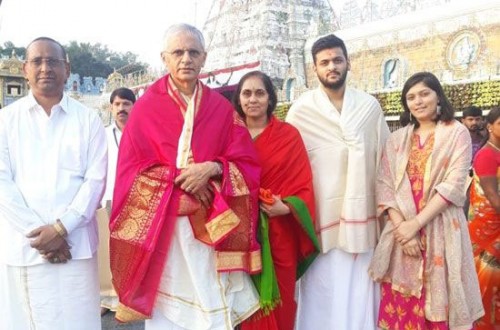 తిరుమల శ్రీవేంకటేశ్వరస్వామి వారిని దర్శించుకున్నా సుప్రీంకోర్టు న్యాయమూర్తులు