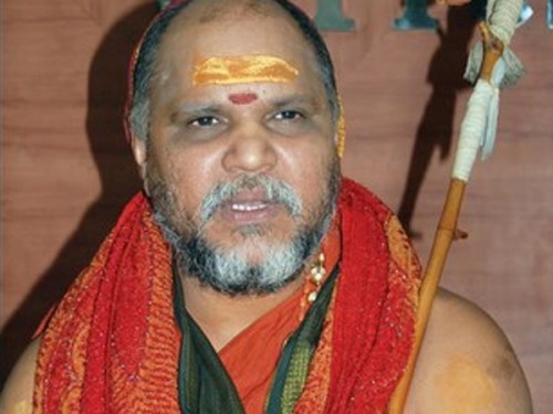 సింహాద్రి అప్పన్నను దర్శించుకున్న స్వరూపానంద