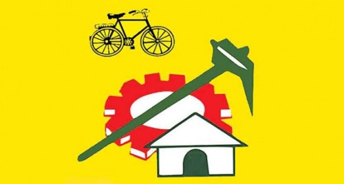 టీడీపీలో గందరగోళం.. వైసీపీ వైపు అడుగులు
