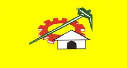 మైలవరం టీడీపీ ఆఫీస్‌లో దీక్షకు దిగిన దేవినేని