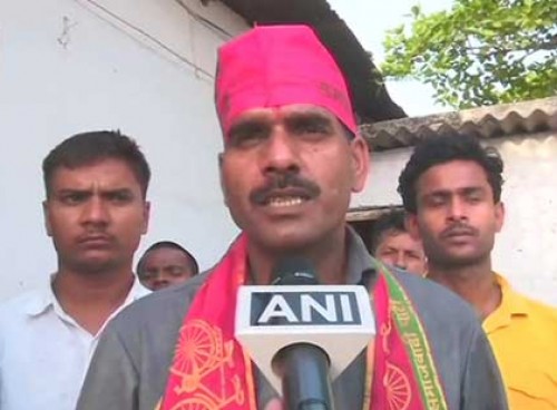 నిజమైన చౌకీదార్ ఎవరో ప్రజలు గుర్తించాలి: తేజ్‌బహదూర్ యాదవ్