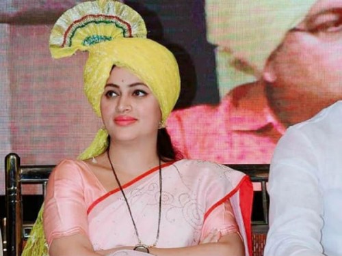 వైఎస్ జగన్ గురించి  మహరాష్ట్ర ఎంపీ నవనీత్ కౌర్ కామెంట్