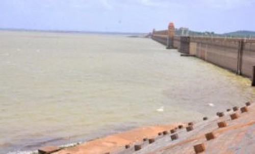 తుంగభద్ర జలాశయనికి వరద ప్రవాహం